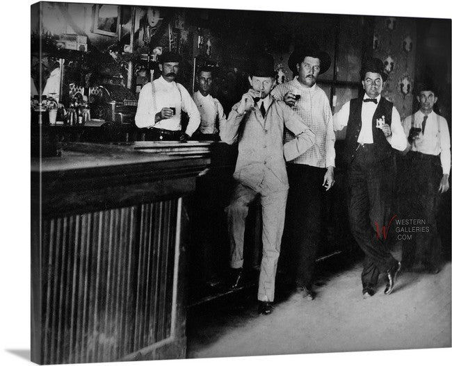 Vintage | Texas Saloon - Men Inside Bar